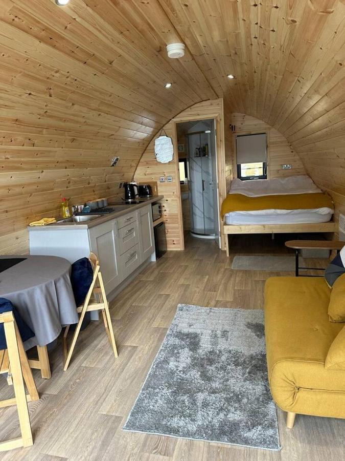 Lochside Lodge Pod Lairg Exterior photo