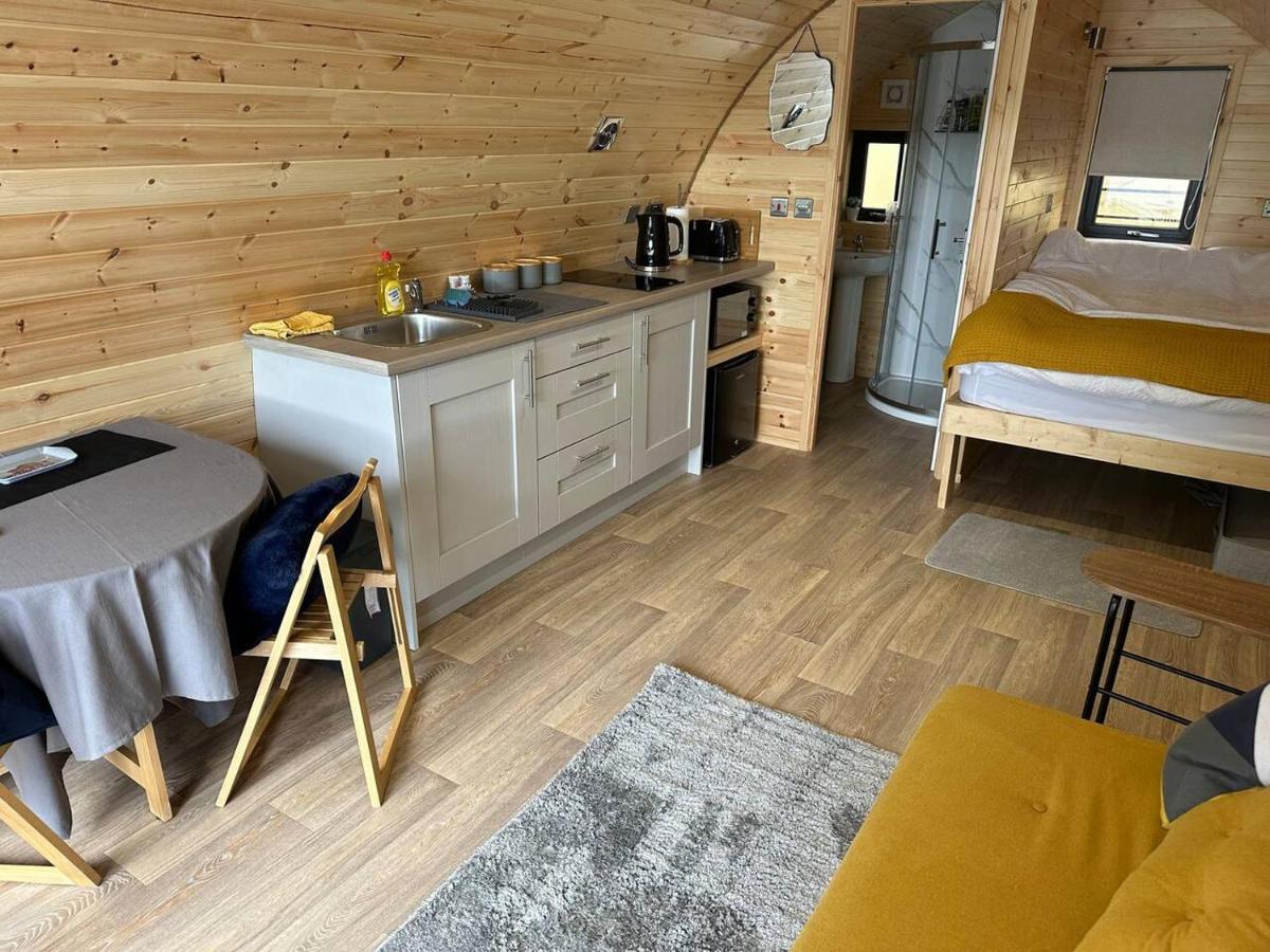 Lochside Lodge Pod Lairg Exterior photo